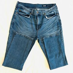 NWOT Seven7 Slim Straight Denim Jeans